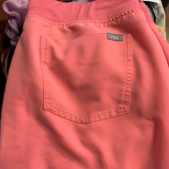 FIGS Limited Edition Hot Coral Pant - Picture 4 of 11